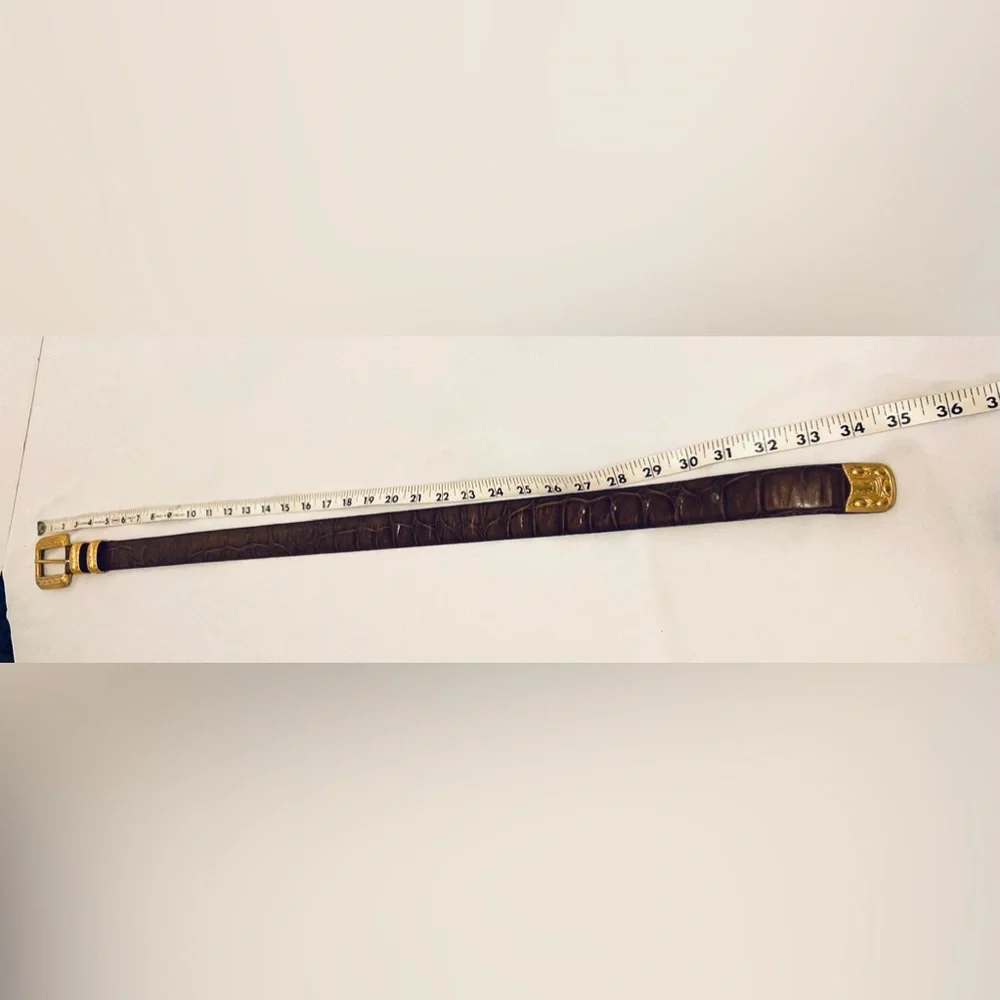 Source Unknown Brown Leather Bracelet with Gold-Tone Buckle
